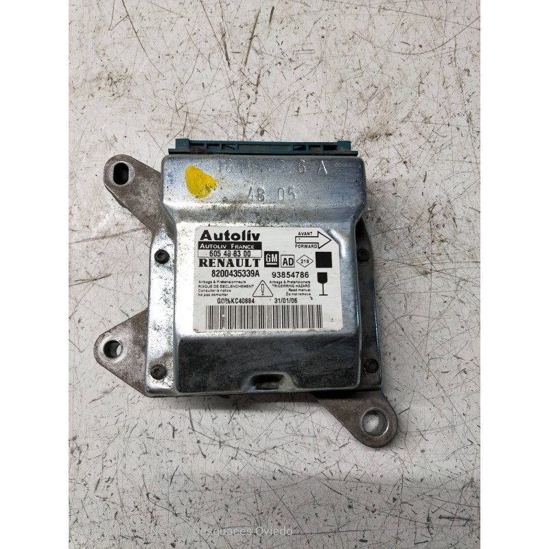 Recambio de centralita airbag para renault trafic combi (ab 4.01) referencia OEM IAM 605488300 8200435339A 93854786