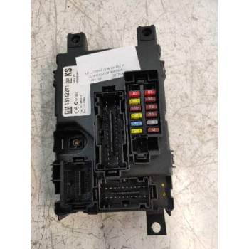 CAJA RELES / FUSIBLES 13142241 AMX433RX 2006