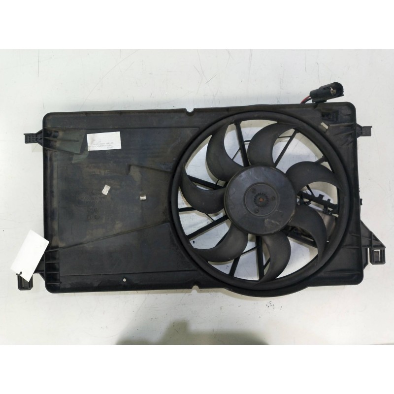 Recambio de electroventilador para volvo s40 berlina 1.6 diesel cat referencia OEM IAM 3135103905  