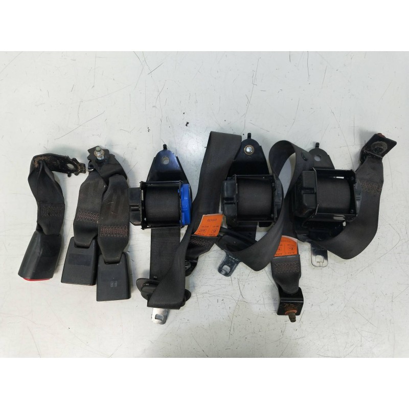 Recambio de juego cinturones trasero para chevrolet epica 2.0 diesel cat referencia OEM IAM   4P