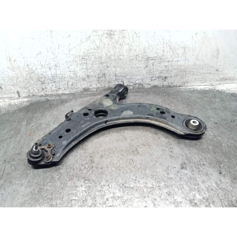 Recambio de brazo suspension inferior delantero izquierdo para volkswagen golf iv (1j1) 1.6 referencia OEM IAM   
