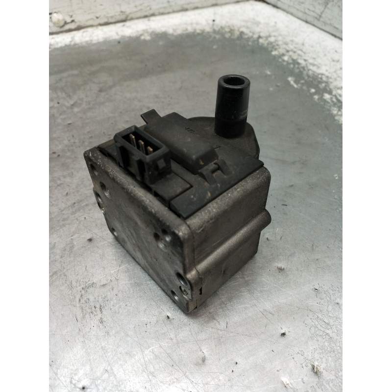 Recambio de caja precalentamiento para seat ibiza ii (6k1) 1.8 i referencia OEM IAM 867905104A  1993