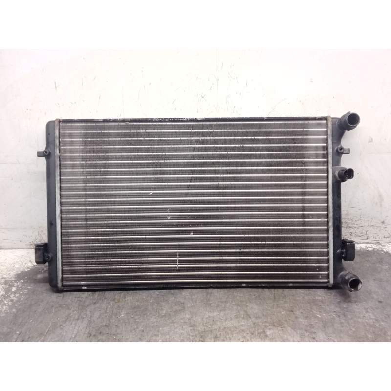 Recambio de radiador agua para volkswagen golf iv (1j1) 1.6 referencia OEM IAM  16G 1998