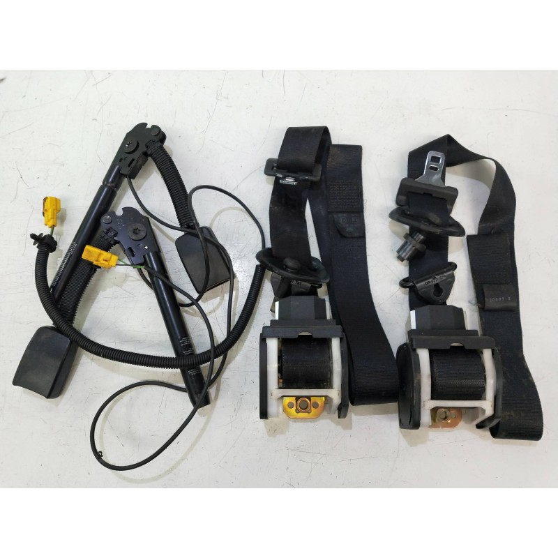 Recambio de juego cinturones delantero para ford puma (cce) 1.4 referencia OEM IAM   3P