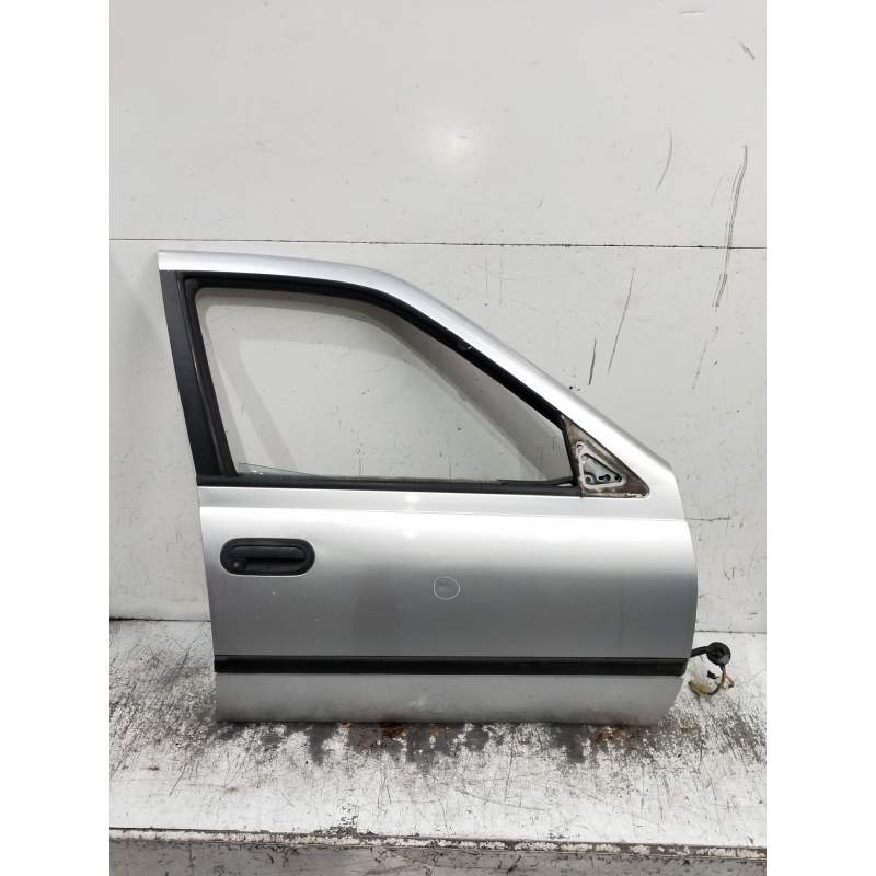 Recambio de puerta delantera derecha para nissan sunny berlina (n14) referencia OEM IAM   4P