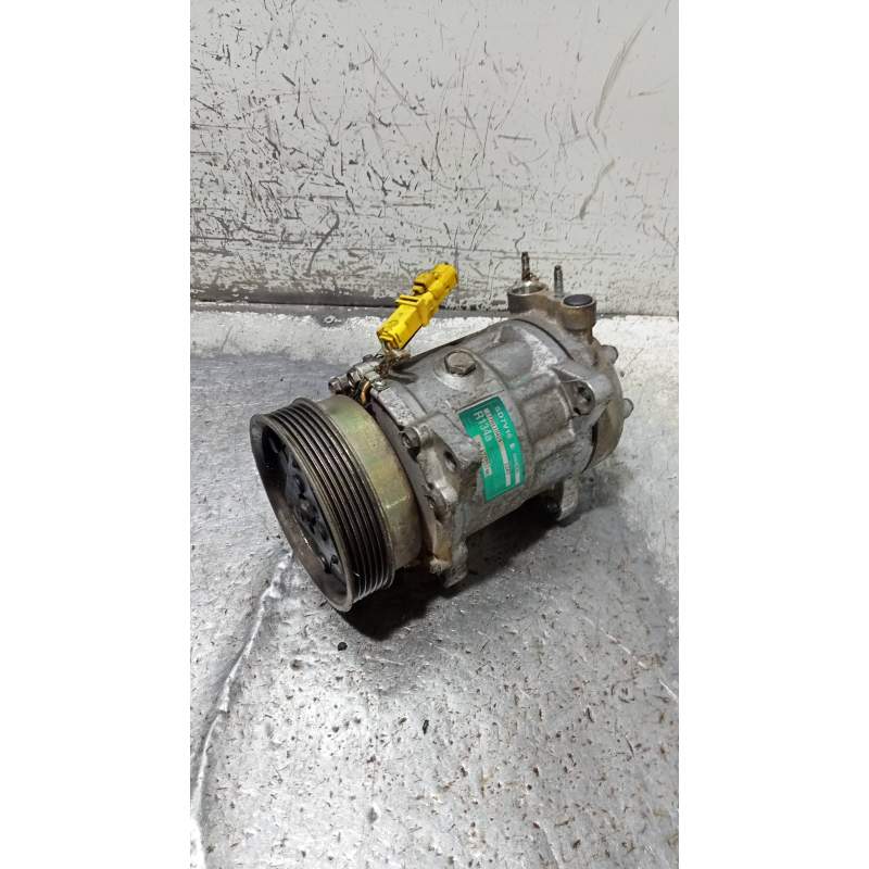 Recambio de compresor aire acondicionado para renault laguna ii (bg0) privilege referencia OEM IAM SD7V161243  2005