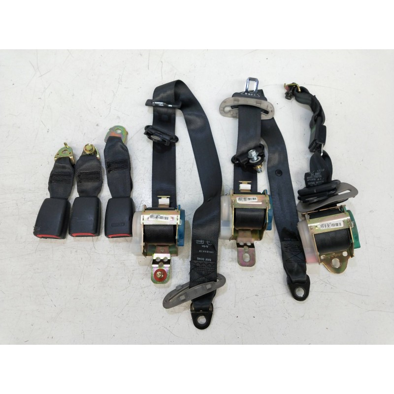 Recambio de juego cinturones trasero para hyundai getz (tb) 1.1 básico referencia OEM IAM   3P