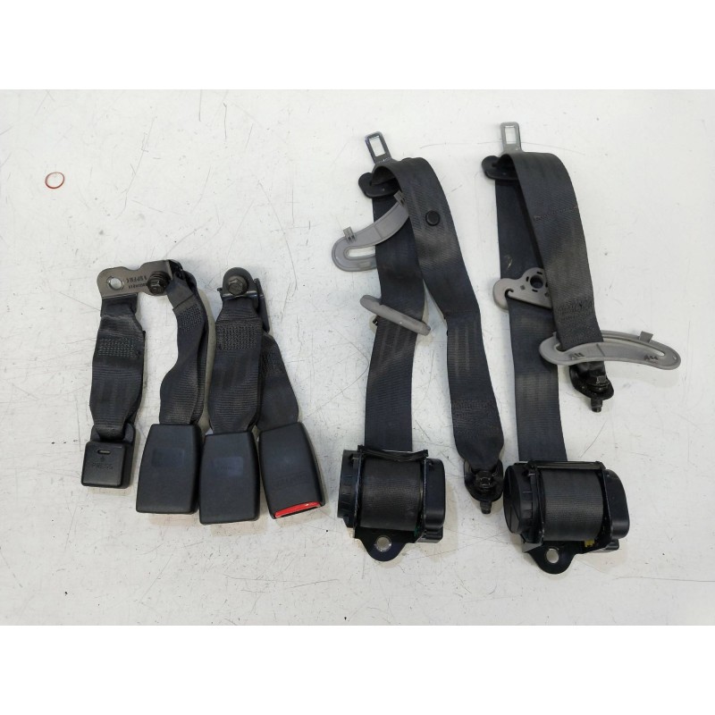 Recambio de juego cinturones trasero para hyundai accent (mc) 1.5 crdi cat referencia OEM IAM   3P