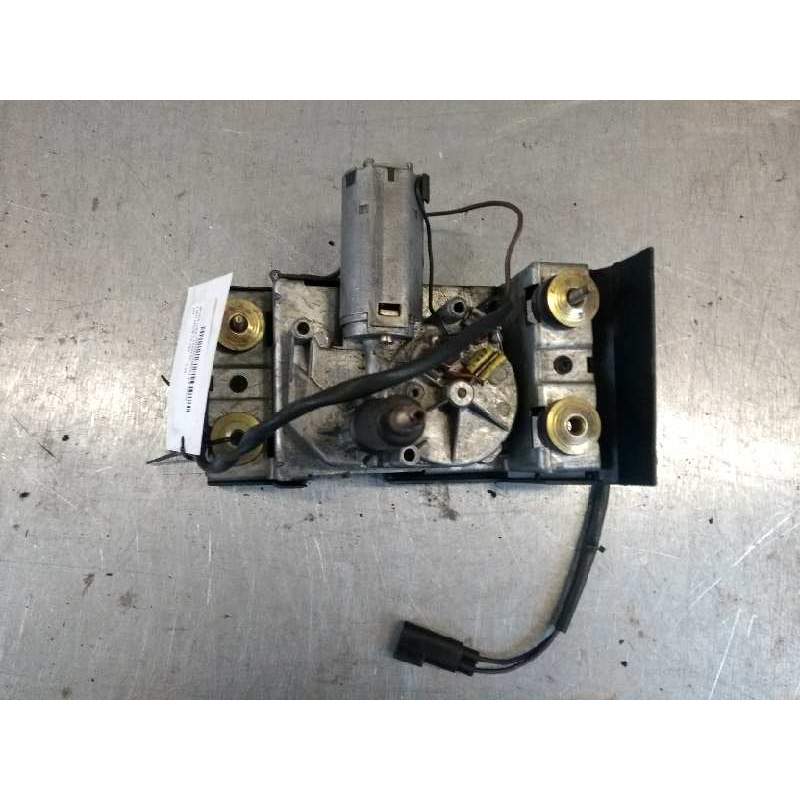 Recambio de motor limpia trasero para ford orion 1.6 cat referencia OEM IAM   1990