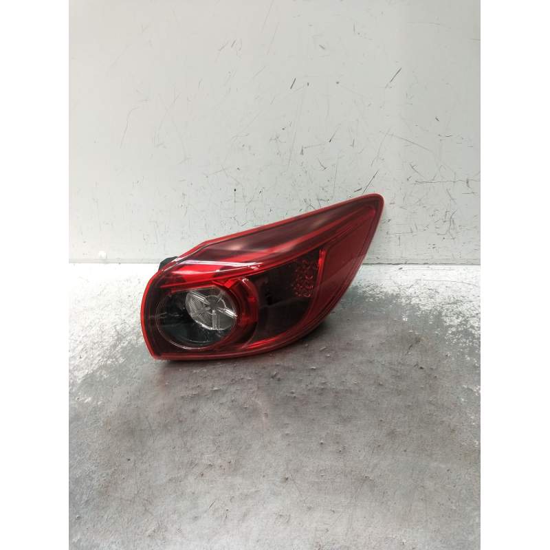 Recambio de piloto trasero derecho para mazda 3 (bm, bn) 2.2 d referencia OEM IAM 22071981 22041974 2014