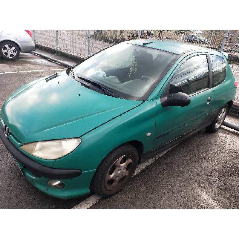 PEUGEOT 206 BERLINA