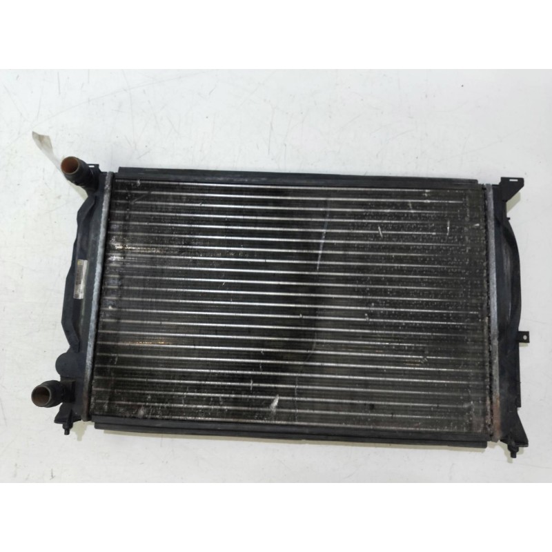 Recambio de radiador agua para skoda superb (3u4) classic referencia OEM IAM 8D0121251AT  