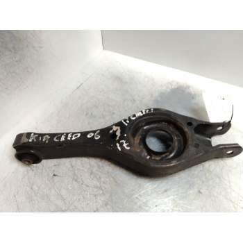 BRAZO SUSPENSION INFERIOR TRASERO IZQUIERDO 16CRDI 2006