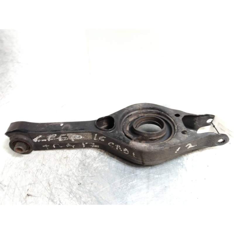 Recambio de brazo suspension inferior trasero izquierdo para kia cee´d drive referencia OEM IAM  16CRDI 2012