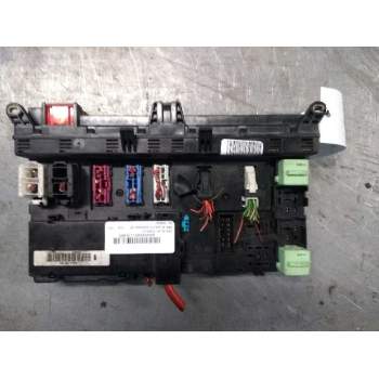 CAJA RELES / FUSIBLES 8380407 8384525 2003