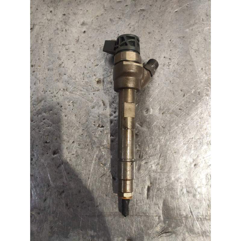 Recambio de inyector para bmw serie 5 touring (f11) 530d xdrive referencia OEM IAM 0445110478 781070202 
