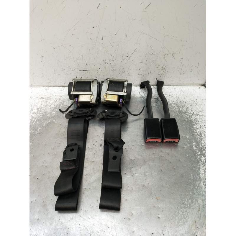 Recambio de juego cinturones delantero para seat leon (1p1) 2.0 tdi 16v referencia OEM IAM  5P 2005