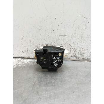 MOTOR CIERRE CENTRALIZADO TRASERO DERECHO 8E0839016AA 4P 2005