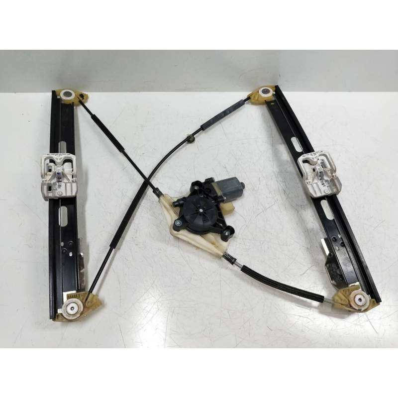 Recambio de elevalunas delantero derecho para seat leon (5f1) 1.6 tdi referencia OEM IAM 5Q0959802B  5P