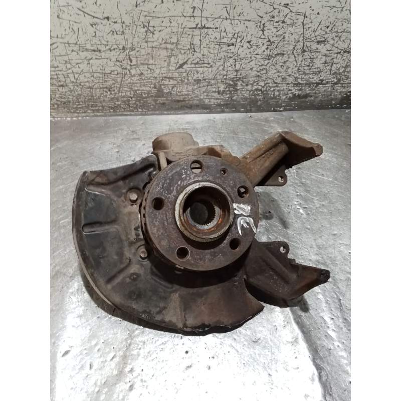 Recambio de mangueta delantera derecha para skoda octavia i (1u2) 1.9 tdi referencia OEM IAM  19TDI 2000