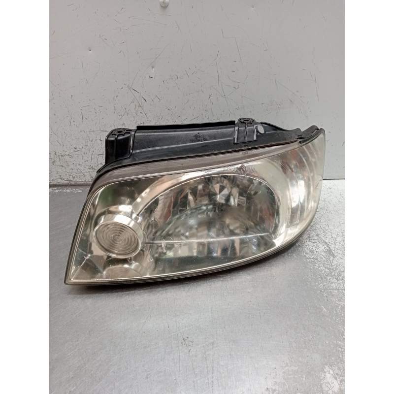 Recambio de faro izquierdo para hyundai matrix (fc) 1.5 crdi referencia OEM IAM   
