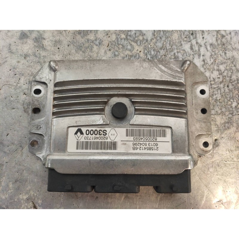 Recambio de centralita motor uce para renault clio iii 1.4 16v referencia OEM IAM 215854126B 8200461733 S3000 8200504593