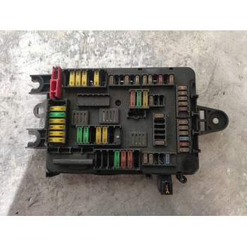 CAJA RELES / FUSIBLES 938907001 10688710 948417 19554000001