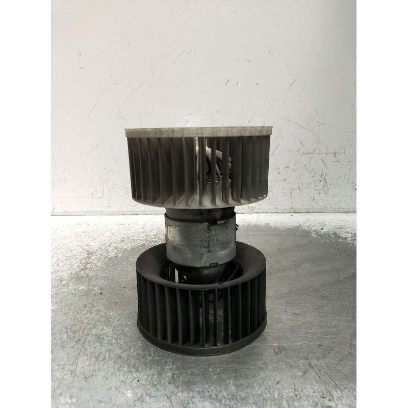 Recambio de motor calefaccion para bmw 3 touring (e46) 320 d referencia OEM IAM 0130101103  2001