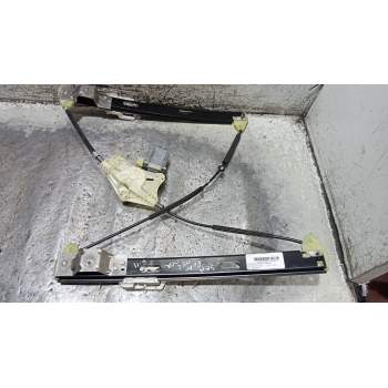 ELEVALUNAS DELANTERO DERECHO 5Q0959802B 