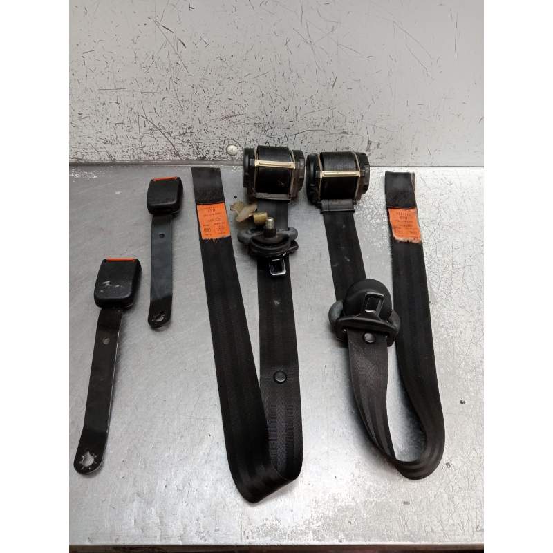 Recambio de juego cinturones delantero para seat ibiza ii (6k1) 1.6 i referencia OEM IAM  3P 1993
