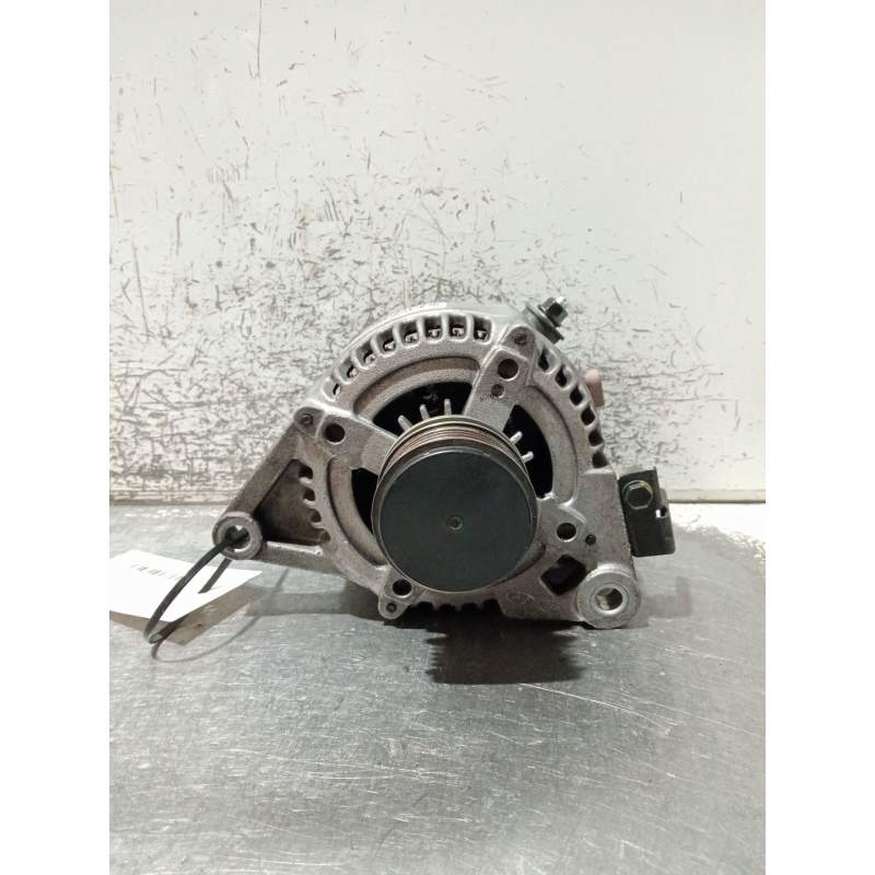 Recambio de alternador para hyundai tucson (tl, tle) 1.7 crdi referencia OEM IAM 373002A700 MS1042118840 2015