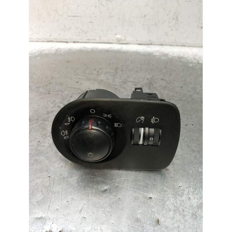 Recambio de mando luces para seat leon (1p1) 2.0 tdi 16v referencia OEM IAM 1P1941431B 04062602 2005