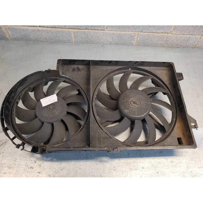 Recambio de electroventilador para chrysler voyager (rg) 2.5 crd cat referencia OEM IAM 868501E  