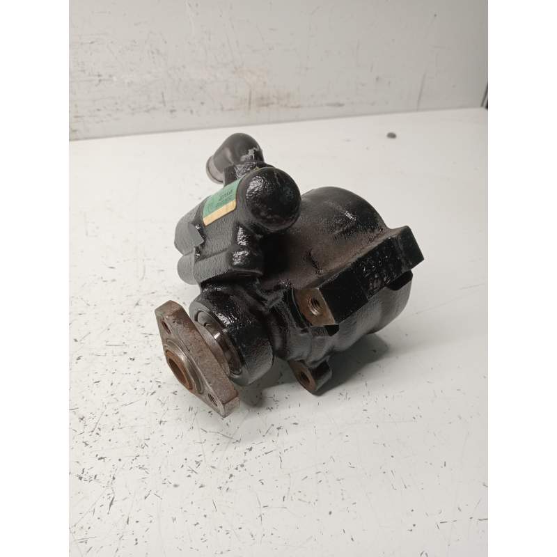 Recambio de bomba direccion para dacia sandero referencia OEM IAM 7700419118 8200886459B 2008