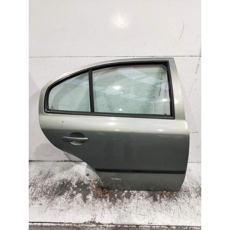 Recambio de puerta trasera derecha para skoda octavia berlina (1u2) referencia OEM IAM  5P 2000