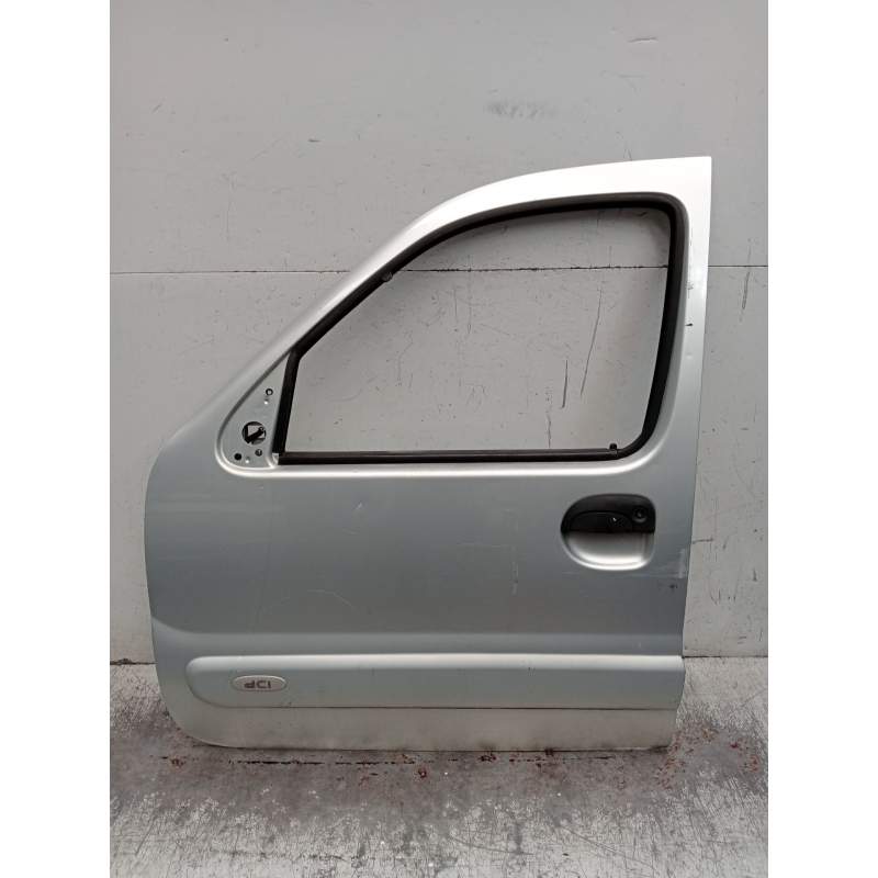 Recambio de puerta delantera izquierda para renault kangoo (kc0/1_) 1.5 dci referencia OEM IAM  6P 2005