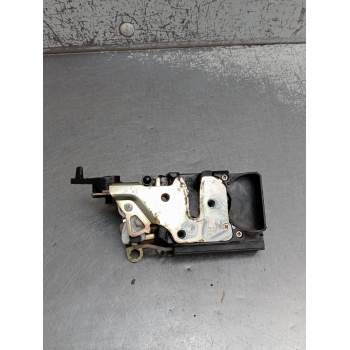MOTOR CIERRE CENTRALIZADO TRASERO DERECHO 5P 2002
