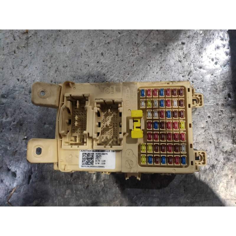 Recambio de caja reles / fusibles para kia rio (yb) attract referencia OEM IAM 91950H8570  JB57