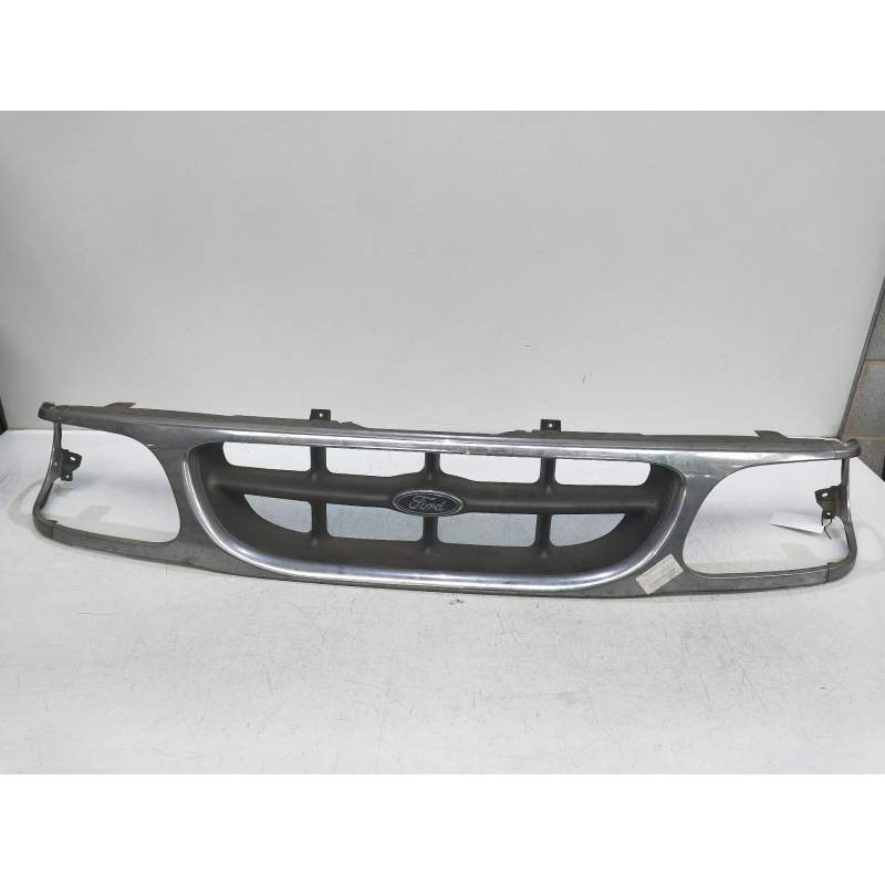 Recambio de rejilla delantera para ford explorer 4.0 v6 cat referencia OEM IAM   