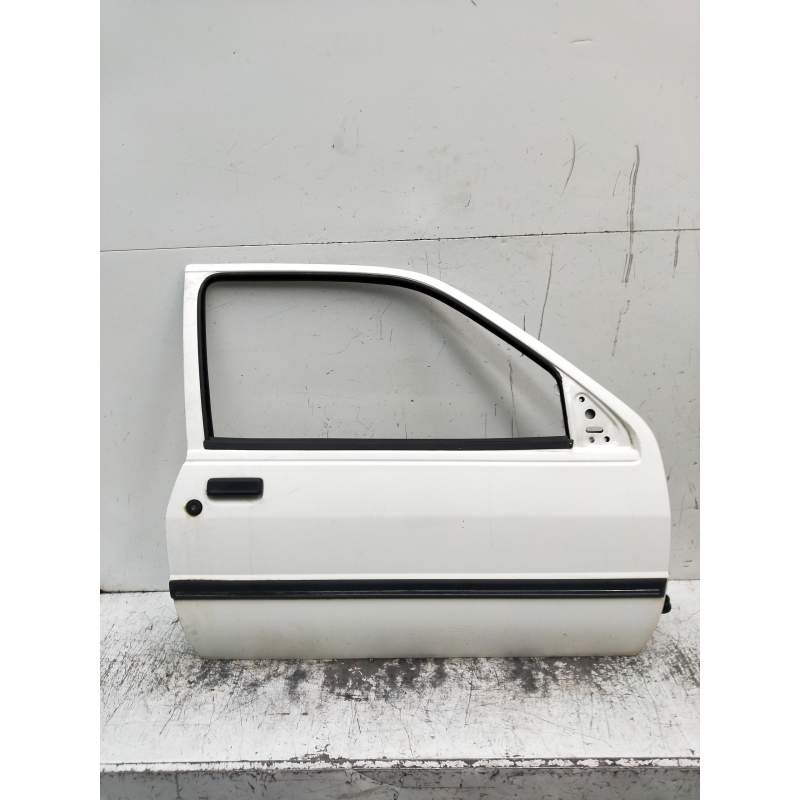 Recambio de puerta delantera derecha para ford fiesta berl./courier porto referencia OEM IAM  89 3P