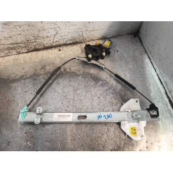 ELEVALUNAS DELANTERO DERECHO 82460H8000 