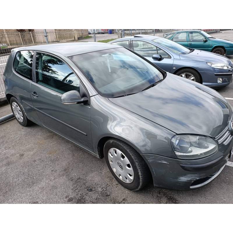 VOLKSWAGEN GOLF V BERLINA (1K1)