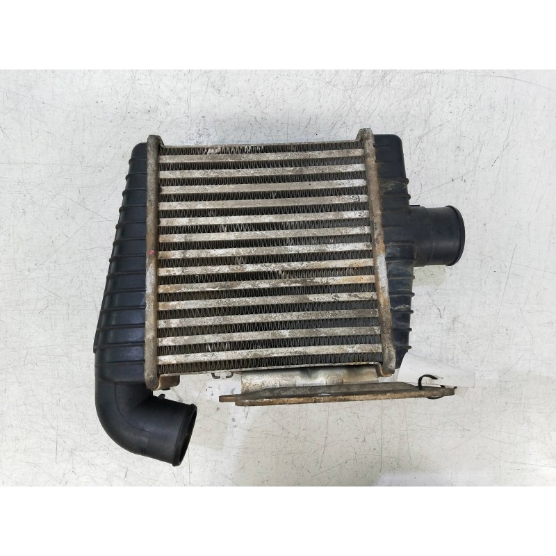 Recambio de intercooler para hyundai trajet (fo) 2.0 crdi gls referencia OEM IAM 2827027110  