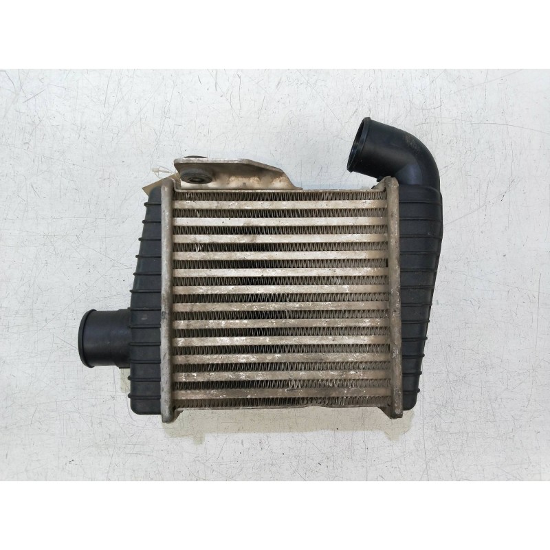 Recambio de intercooler para kia cerato 2.0 ex crdi berlina (4-ptas.) referencia OEM IAM 2827027010  