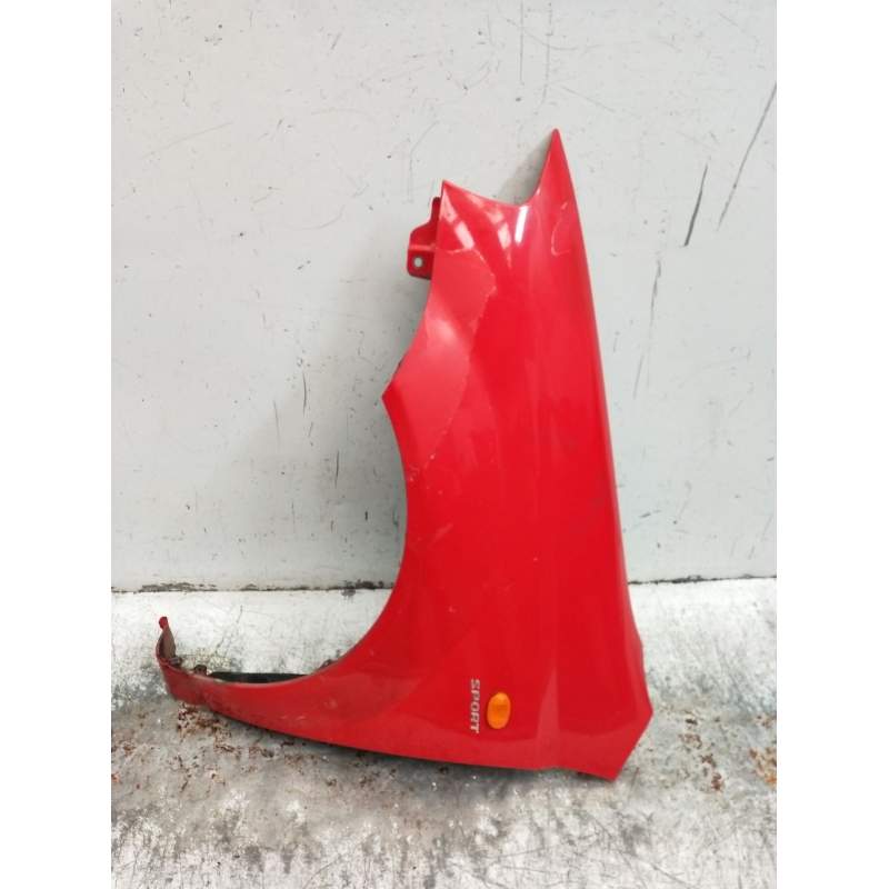Recambio de aleta delantera izquierda para chevrolet aveo / kalos hatchback (t200) 1.4 16v referencia OEM IAM   2005