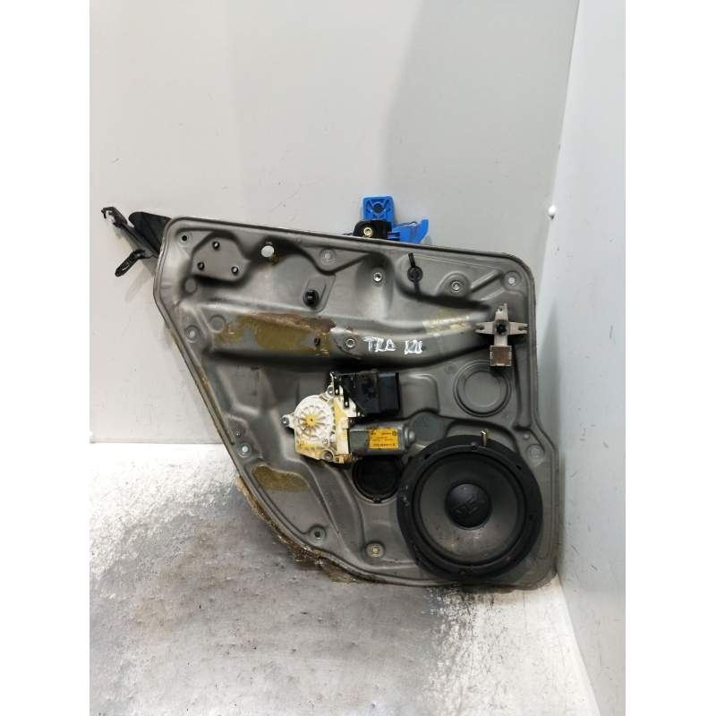 Recambio de elevalunas trasero izquierdo para volkswagen bora i (1j2) 1.9 tdi referencia OEM IAM 1C0959811A 5P 