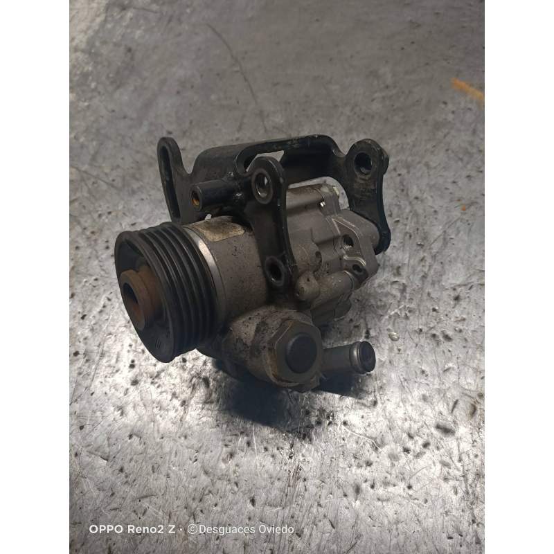 Recambio de bomba direccion para ford mondeo berlina/familiar (fd) clx berlina referencia OEM IAM  18D 1993