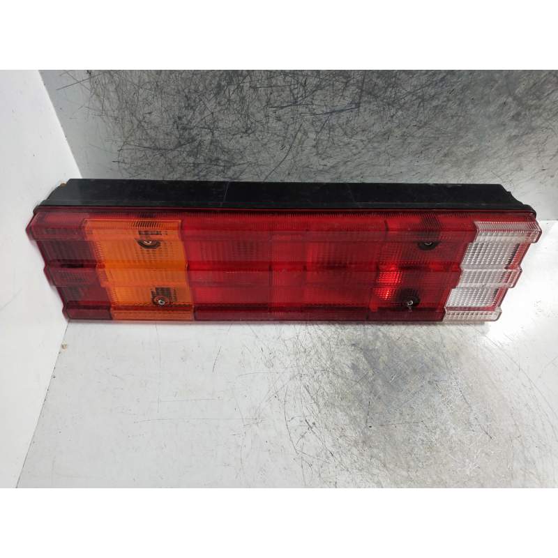 Recambio de piloto trasero central para mercedes-benz sprinter caja abierta/doble cab. (serie 901-904) referencia OEM IAM   