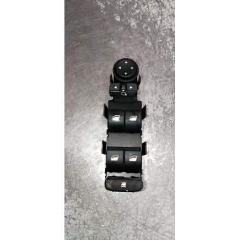 MANDO ELEVALUNAS DELANTERO IZQUIERDO 96468704XT 