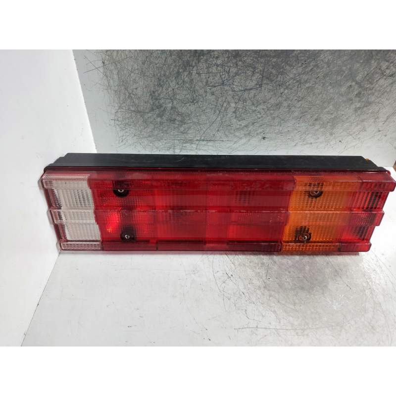 Recambio de piloto trasero central para mercedes-benz sprinter (w901,w904) caja cerr. referencia OEM IAM   